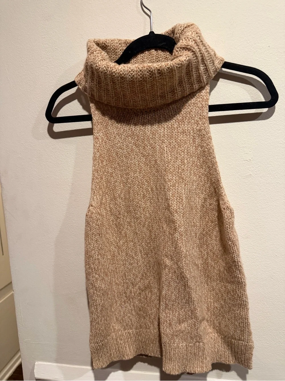 Madewell Sleeveless Turtleneck Sweater - Light Beige